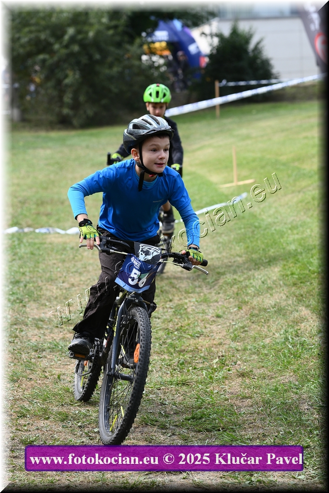 Náhled obrázku: 2025-3394-Celadna-.JPG