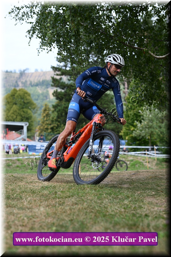 Náhled obrázku: 2025-3423-Celadna-.JPG