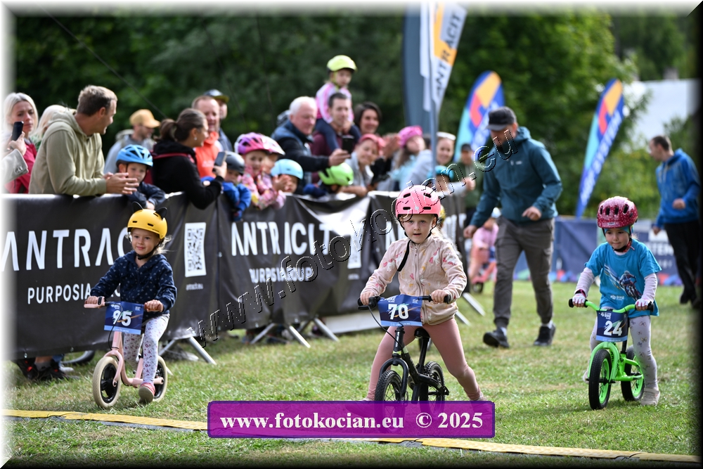 Náhled obrázku: 2025-1001-Celadna-.JPG