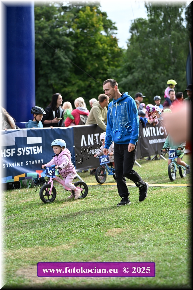 Náhled obrázku: 2025-1005-Celadna-.JPG