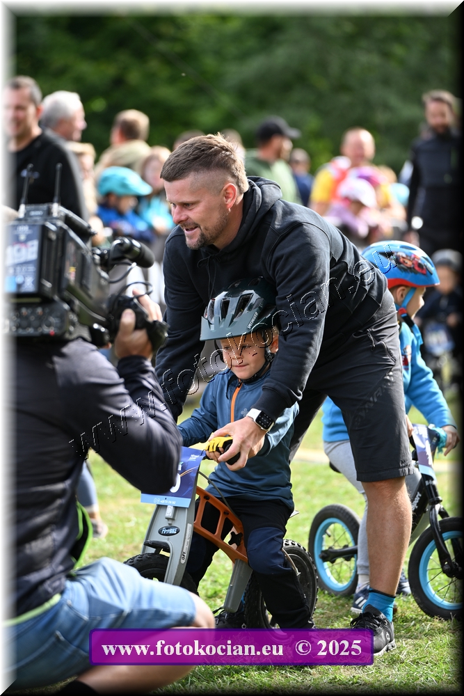 Náhled obrázku: 2025-1025-Celadna-.JPG