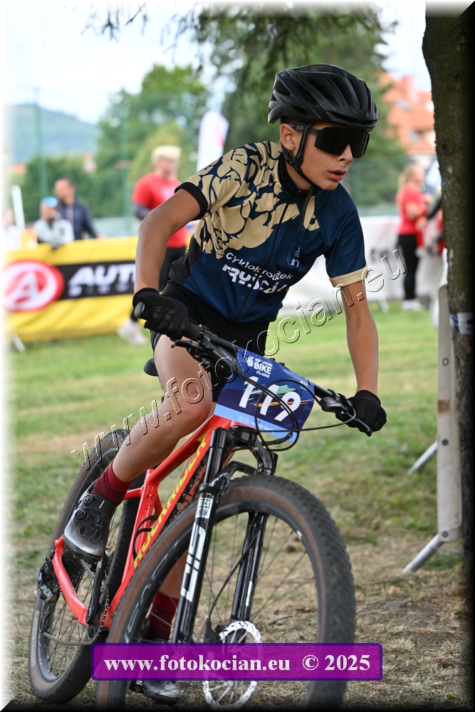 Náhled obrázku: 2025-1390-Celadna-.JPG