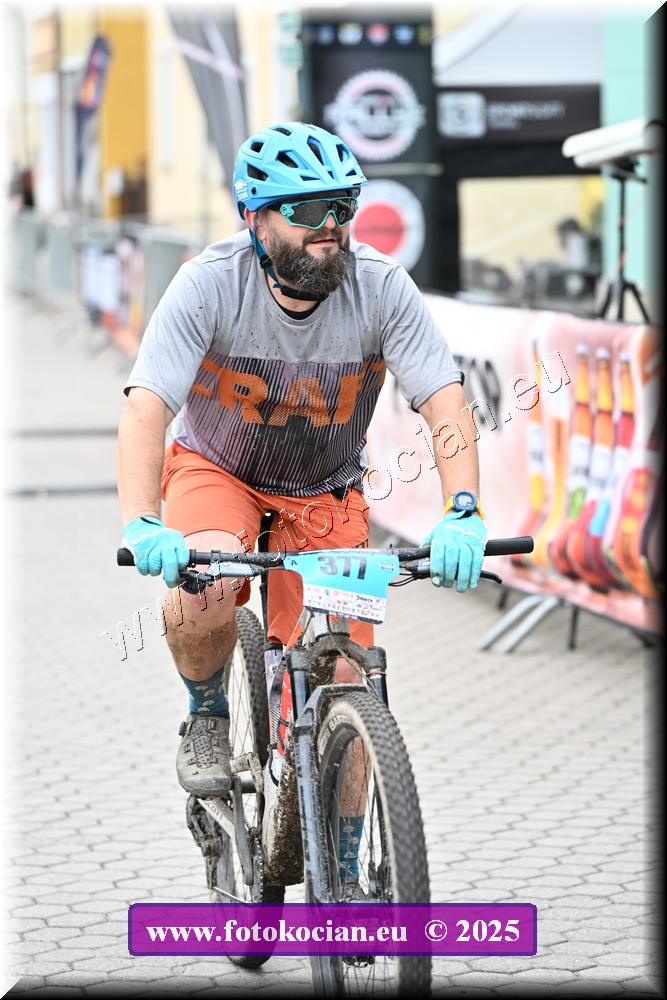 Náhled obrázku: 2025-2864-Sudety-377.JPG