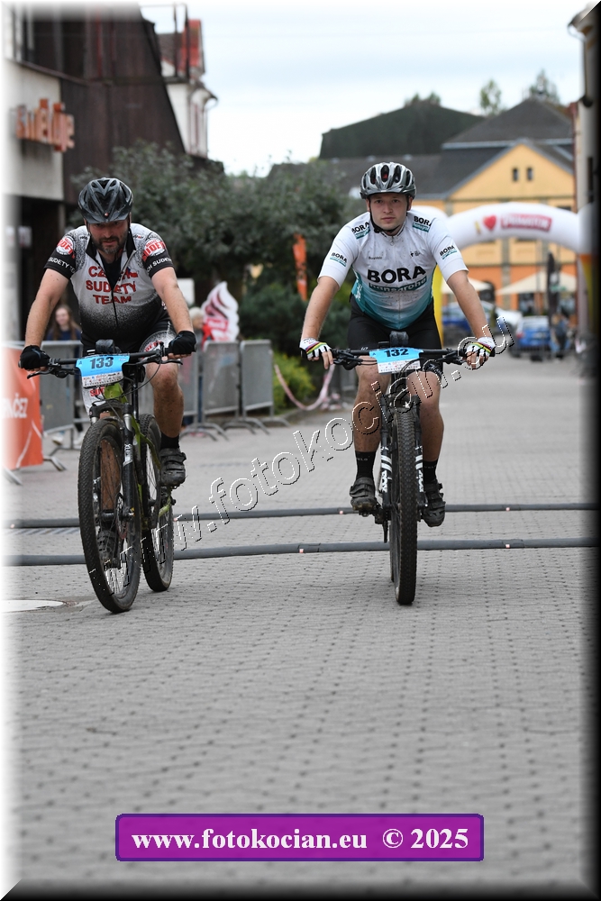 Náhled obrázku: 2025-6937-Sudety-132,133.JPG