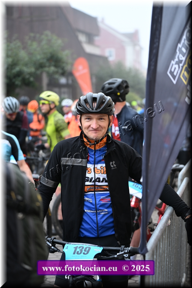 Náhled obrázku: 2025-1023-Sudety-139.JPG