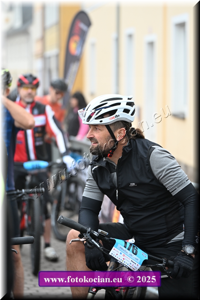 Náhled obrázku: 2025-1030-Sudety-176.JPG