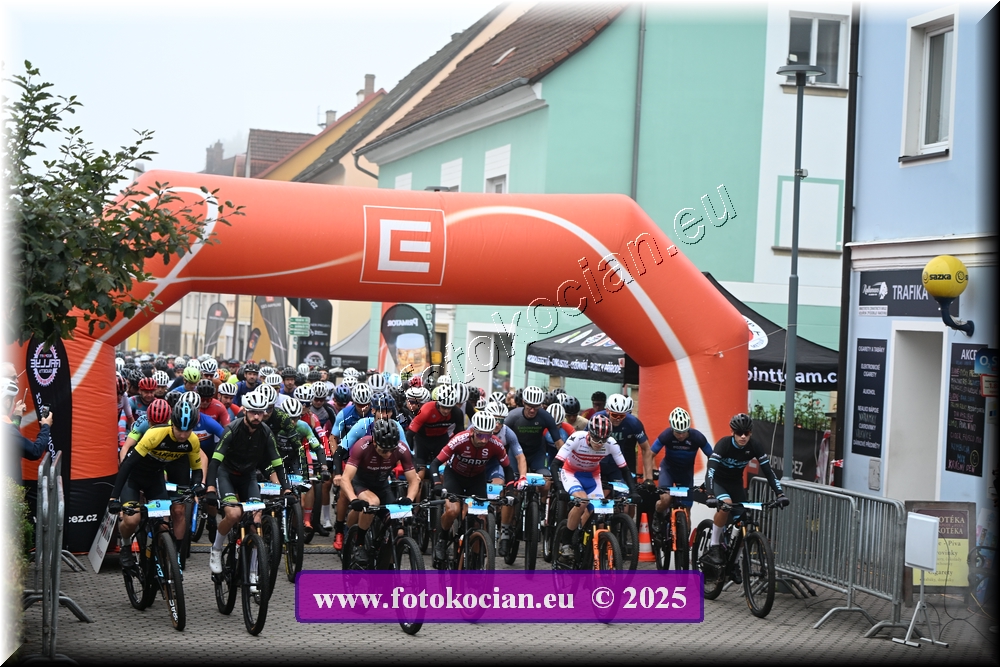 Náhled obrázku: 2025-1056-Sudety-1,5,9,446,13.JPG