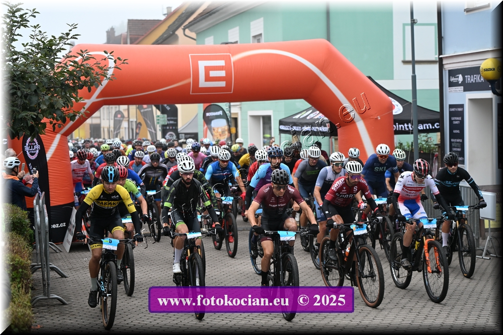 Náhled obrázku: 2025-1058-Sudety-1,5,9,446,13.JPG