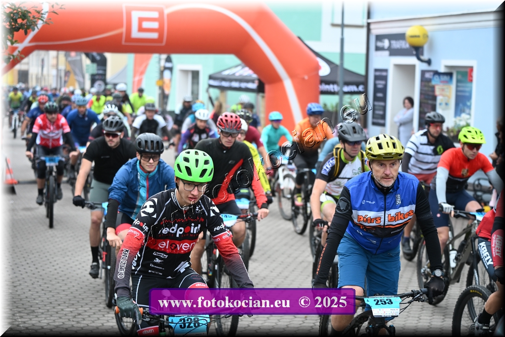 Náhled obrázku: 2025-1100-Sudety-328,253.JPG