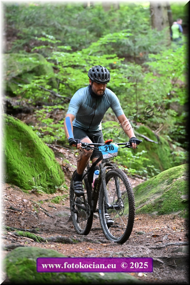 Náhled obrázku: 2025-2603-Sudety-210.JPG