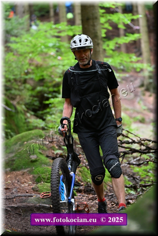 Náhled obrázku: 2025-2662-Sudety-jednokolka.JPG