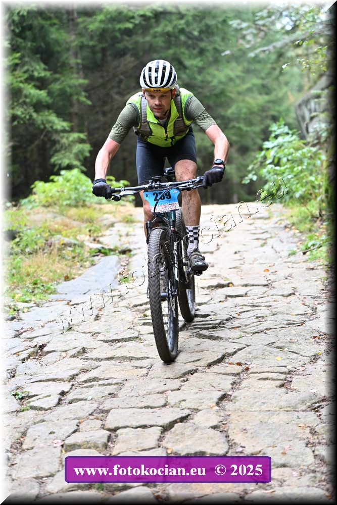 Náhled obrázku: 2025-1824-Sudety-239.JPG