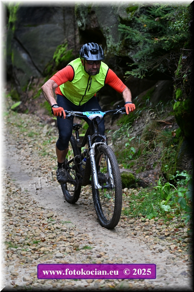 Náhled obrázku: 2025-1856-Sudety-329.JPG