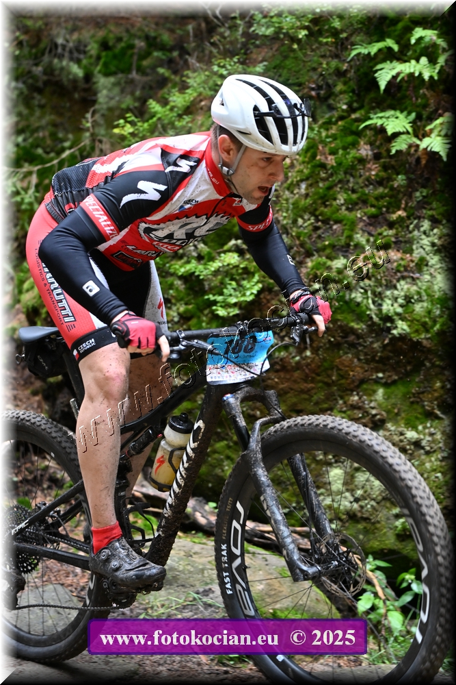 Náhled obrázku: 2025-1983-Sudety-188.JPG