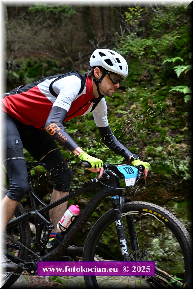 Náhled obrázku: 2025-2046-Sudety-120.JPG