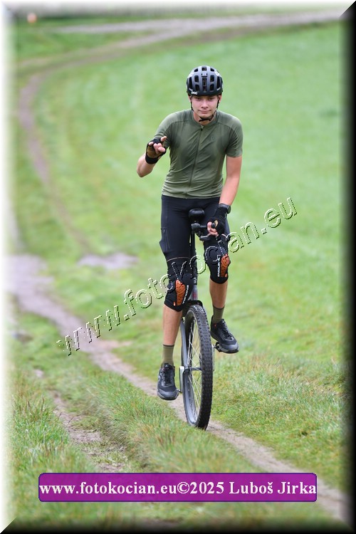 Náhled obrázku: 2025-5788-Sudety-jednokolka.JPG