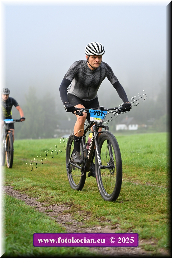 Náhled obrázku: 2025-1194-Sudety-297.JPG