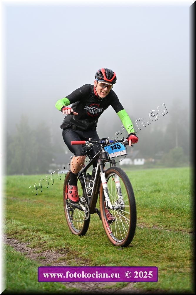 Náhled obrázku: 2025-1201-Sudety-145.JPG