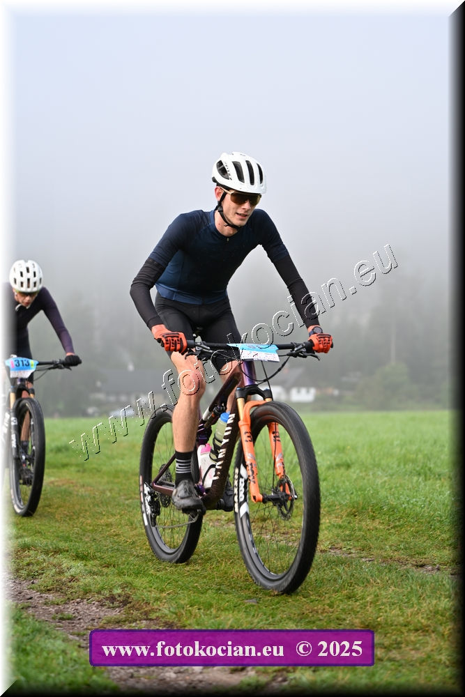 Náhled obrázku: 2025-1205-Sudety-81.JPG