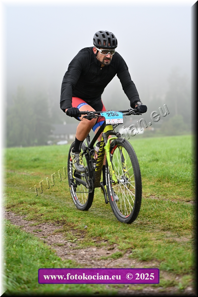 Náhled obrázku: 2025-1421-Sudety-256.JPG