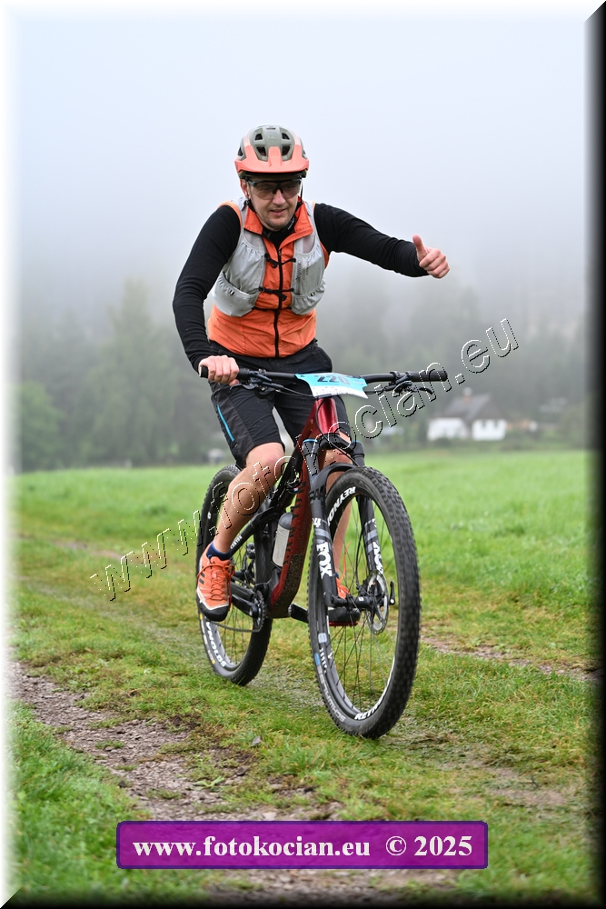 Náhled obrázku: 2025-1503-Sudety-220.JPG