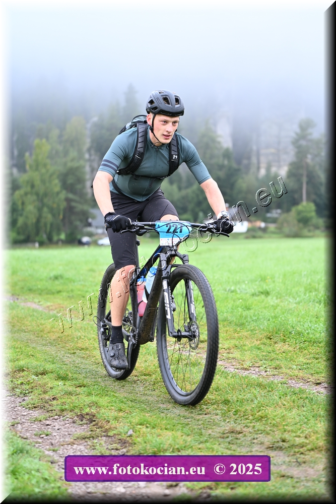 Náhled obrázku: 2025-1517-Sudety-227.JPG