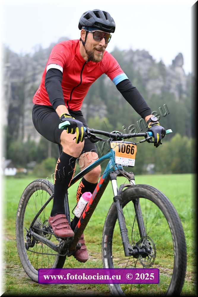 Náhled obrázku: 2025-1609-Sudety-1066.JPG