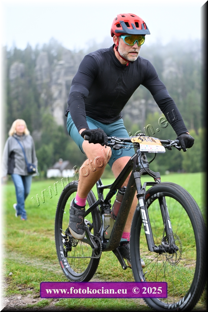 Náhled obrázku: 2025-1630-Sudety-1140.JPG