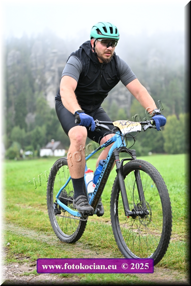 Náhled obrázku: 2025-1712-Sudety-1218.JPG