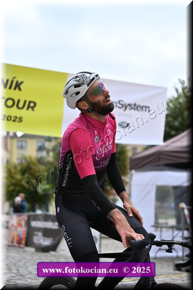 Náhled obrázku: 2025-1201-Broumov-.JPG