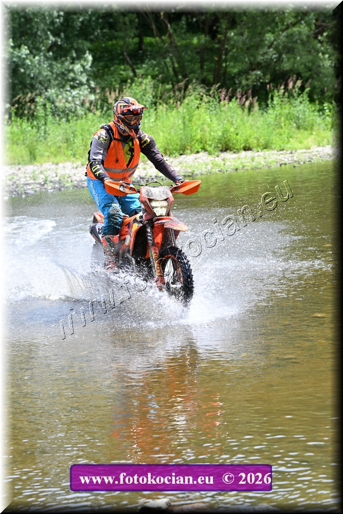 Náhled obrázku: 2026-1001-Sazava-motorka.JPG