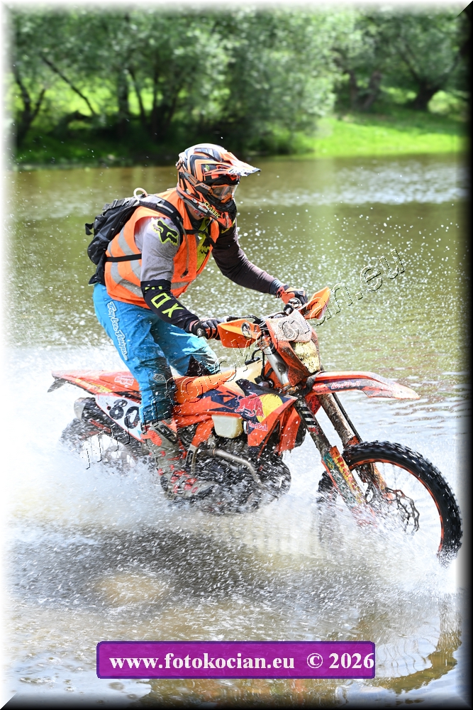 Náhled obrázku: 2026-1002-Sazava-motorka.JPG