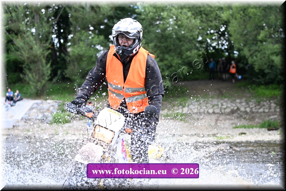 Náhled obrázku: 2026-1025-Sazava-motorka.JPG