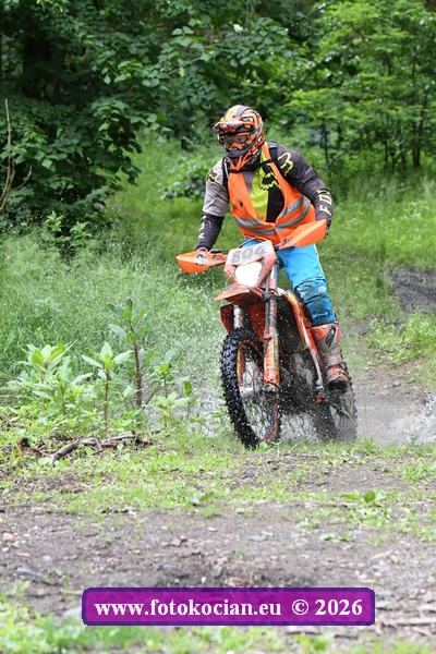 2026-3234-Sazava-motorka.JPG