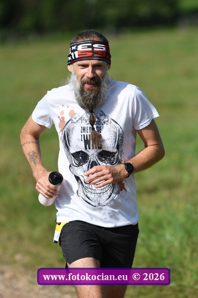 2026-6370-Sudety-bezec.JPG