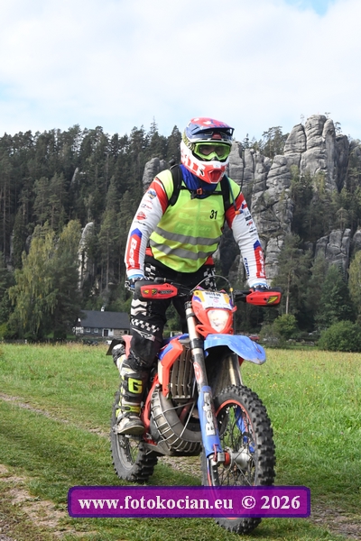 2026-1619-Sudety-motorka.JPG